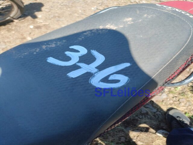 Veículo HONDA C100 Biz Honda C100 Biz 2004 Conservado 2004 em leilão