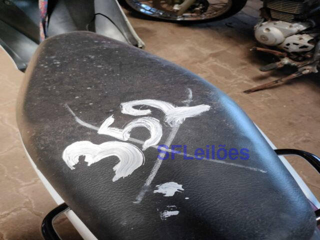 Veículo HONDA Biz Honda Biz 125 EX 2014 Conservado 2014 em leilão